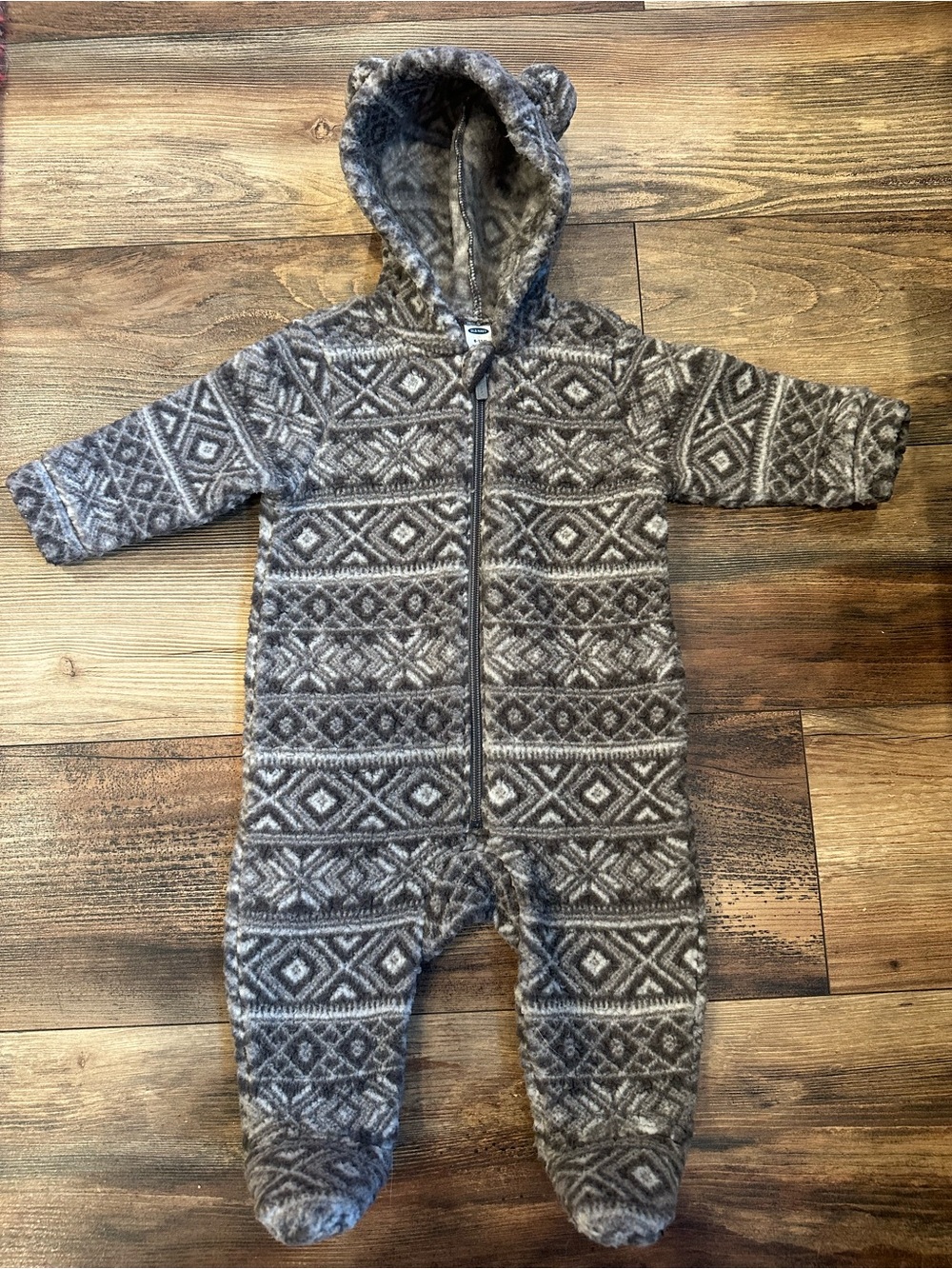 Old Navy Grey Patterned Hooded Fleece Footed One-Piece 6-12 months Baby